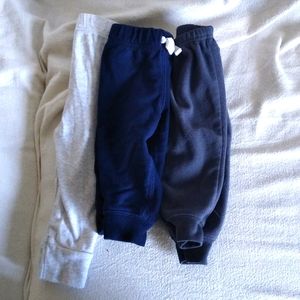 3 pairs of stretch pants.